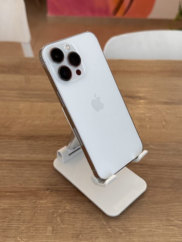 iPhone 13 Pro Max - Image 4