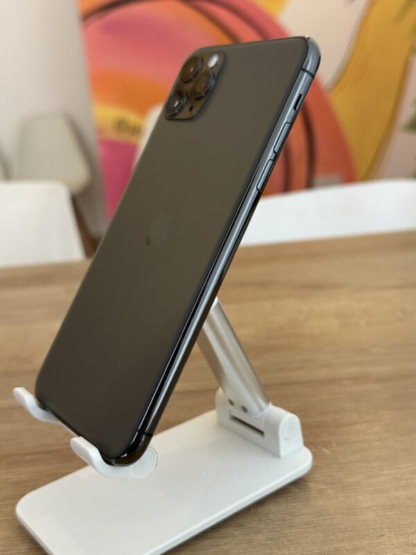 iPhone 11 Pro Max - Image 3